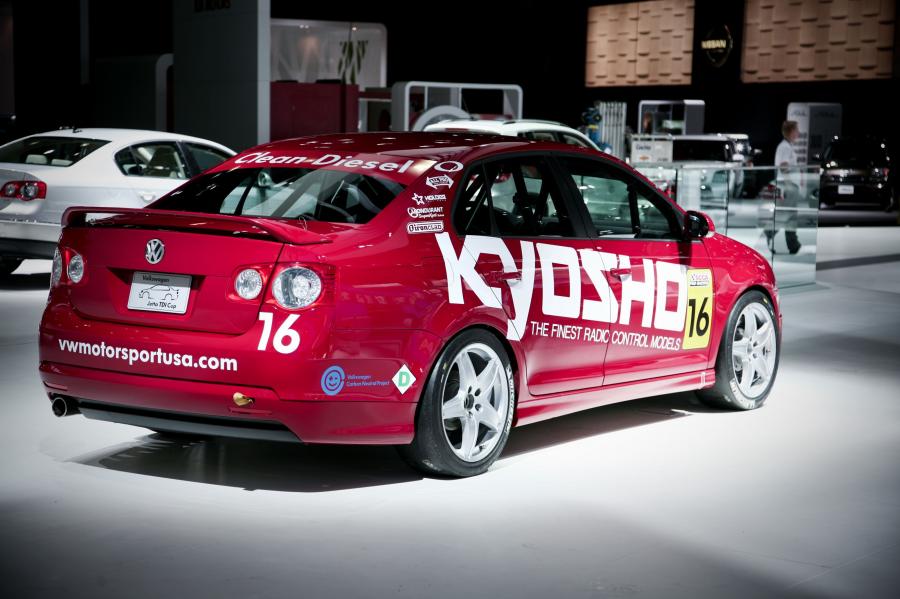  Volkswagen Jetta TDi Cup 2008 года  (фото 2 из 9)
